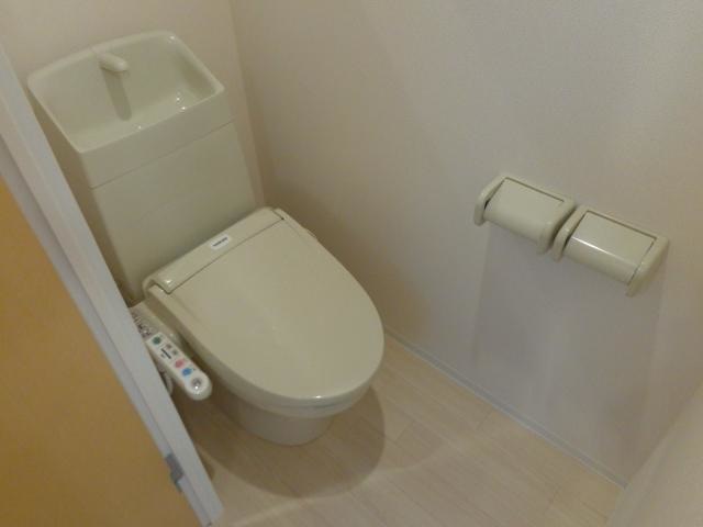 トイレ　シャワー付トイレ