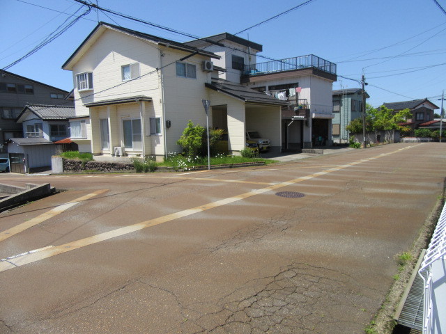 その他　前面道路（その他）まで0m