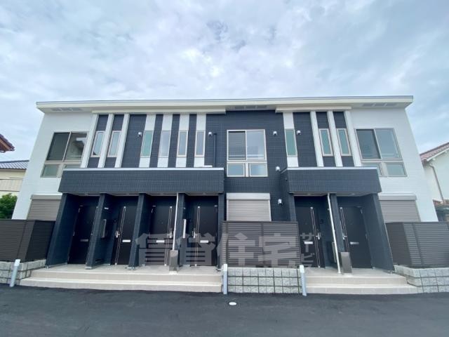 建物外観　外観写真（昼）