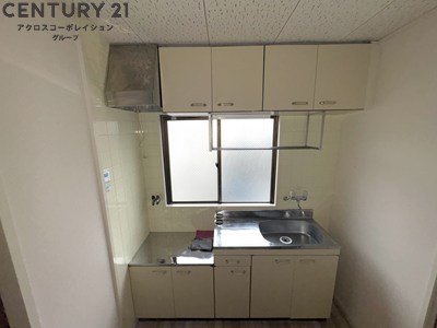 キッチン　収納豊富なキッチンです♪