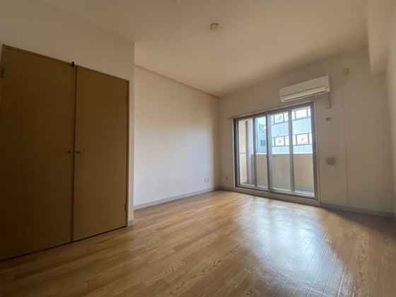 居室・リビング　※別部屋の写真です