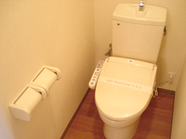 トイレ　シャワー付トイレ