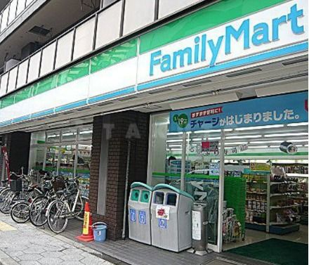 コンビニ　ファミリーマート同心町店（コンビニ）まで524m