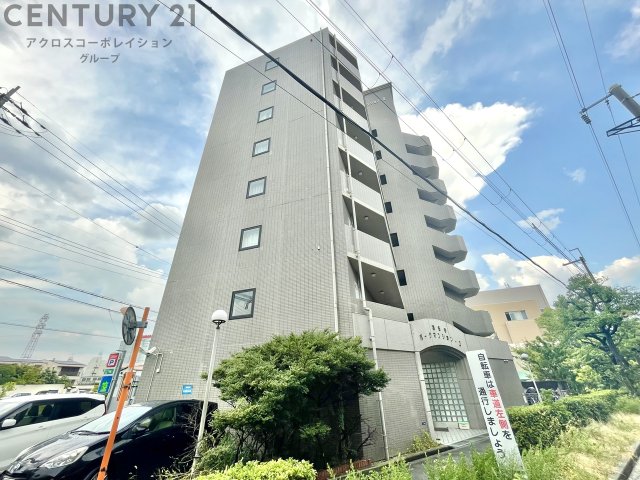 建物外観　オートロック・防犯カメラ付きで安心です！