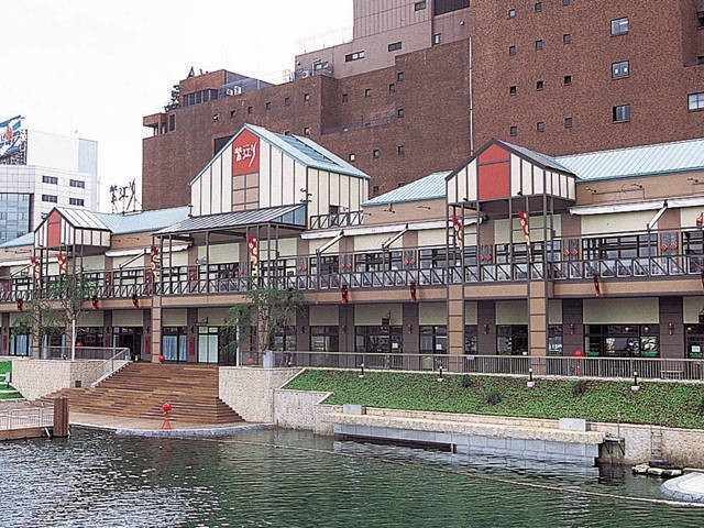 ショッピングセンター　紫江’S2（ショッピングセンター）まで415m