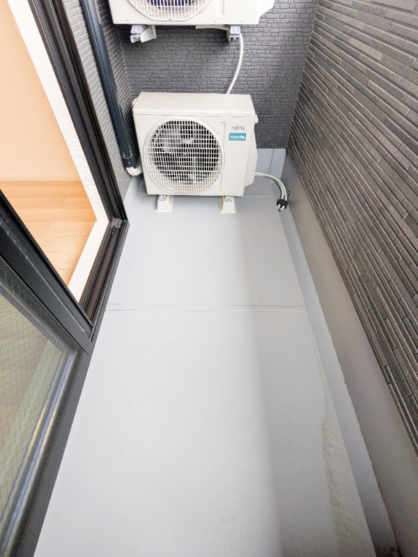 バルコニー　図面と現状に相違がある場合には現状を優先