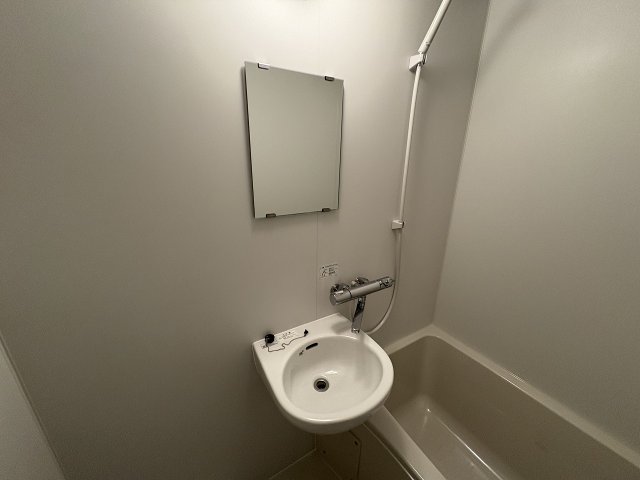 洗面設備　使いやすい洗面所です