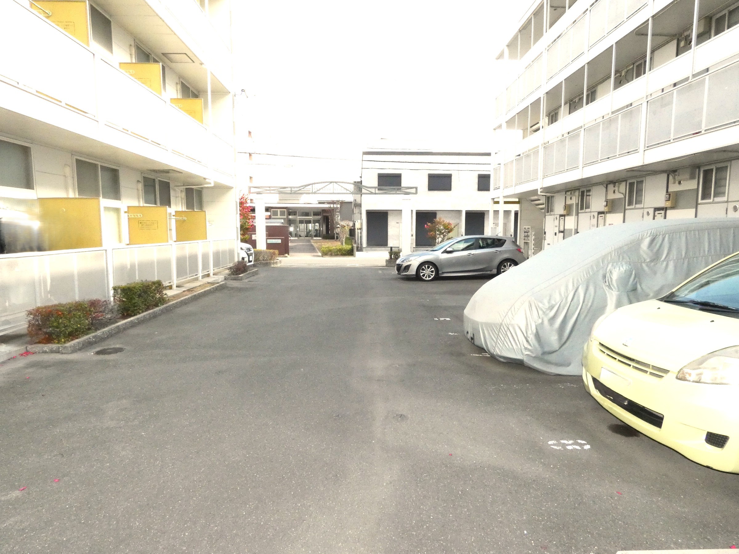 駐車場　敷地内駐車場を完備です☆