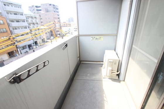 バルコニー　※別部屋の写真です