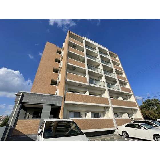 建物外観　単身向けマンション