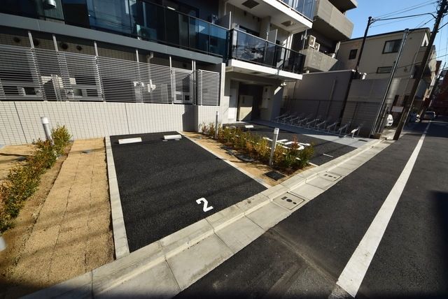 駐車場　駐車場