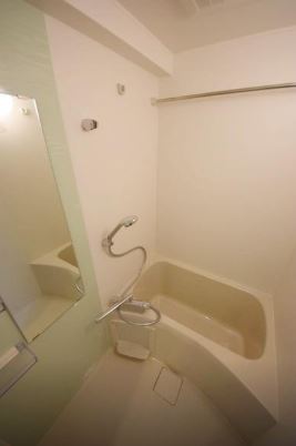バス・シャワールーム　★便利な浴室乾燥機付きバスルーム★