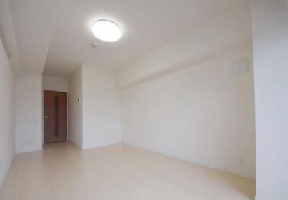 居室・リビング　★広々居室スペース★