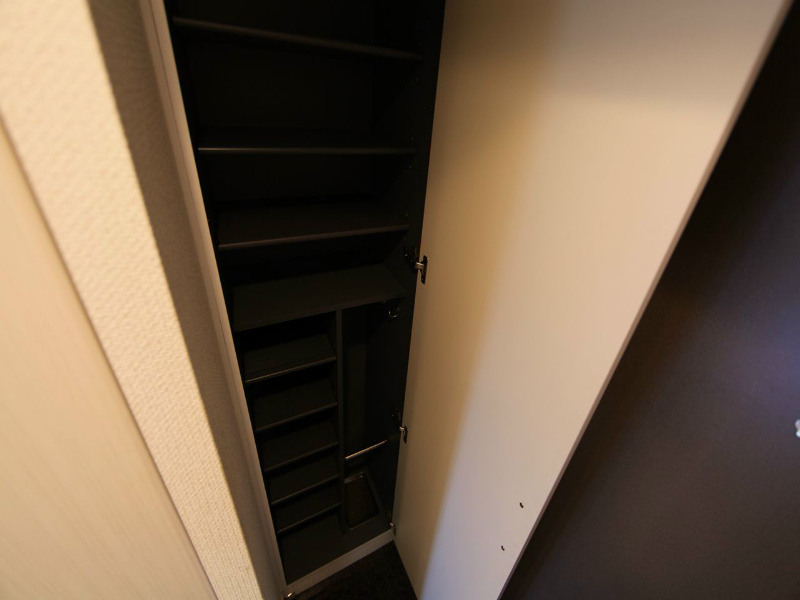 玄関　玄関　シューズボックス　収納充実してます
