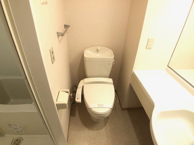 トイレ　ウォシュレット