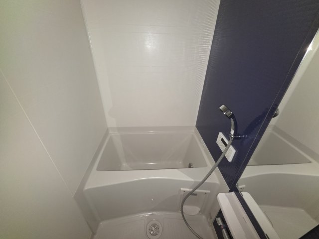 バス・シャワールーム　追い炊き機能、浴室乾燥機付きで便利です！