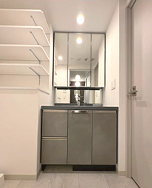 洗面設備　同仕様