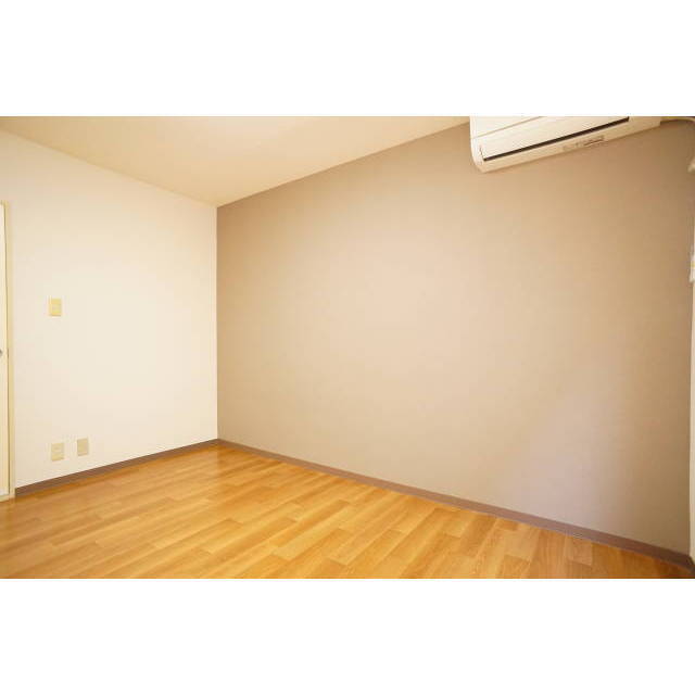 その他部屋・スペース　明るい洋室です♪