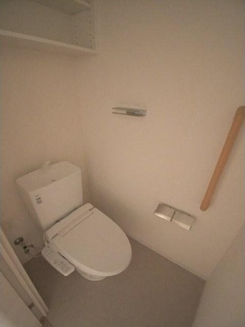 トイレ　※別部屋参考写真です