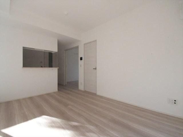 居室・リビング　※別部屋参考写真です