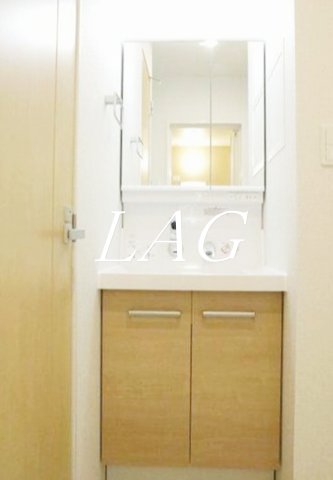 洗面設備　洗面台です。