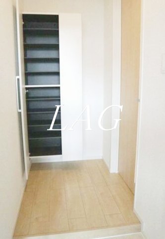 玄関　玄関です。