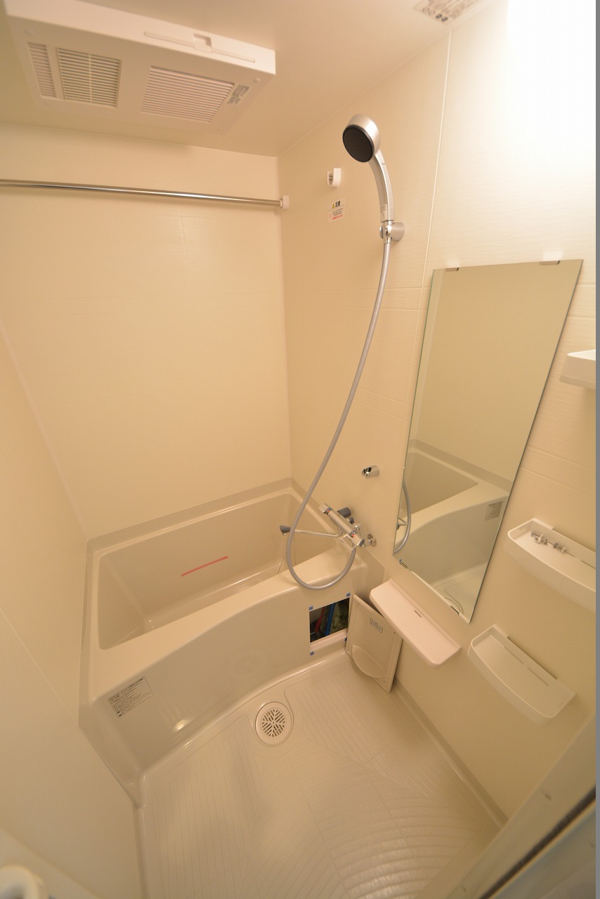 バス・シャワールーム　プレサンス高津公園ディオ　浴室