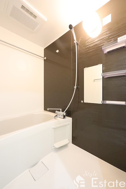 バス・シャワールーム　バスルーム