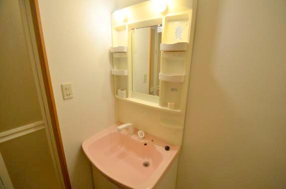 洗面設備　洗面所です