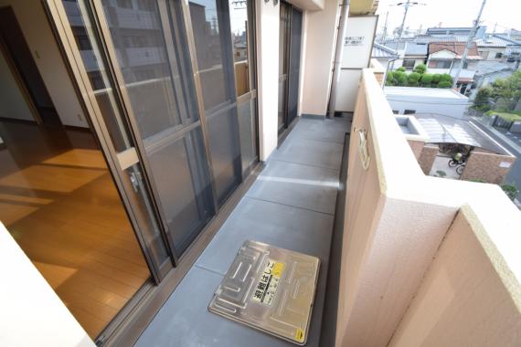 バルコニー　落ち着いた時間を過ごせるバルコニーです