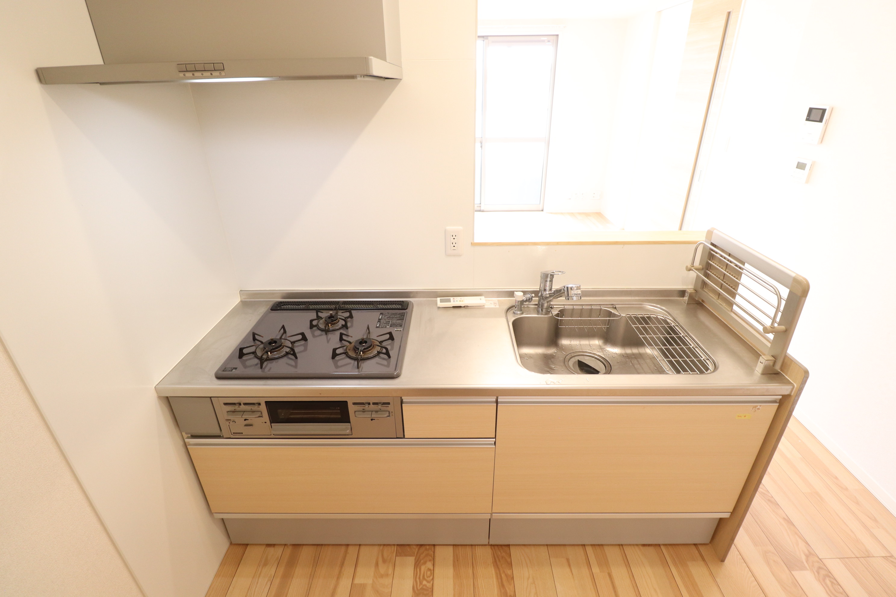 キッチン　3口コンロで使いやすいキッチン♪