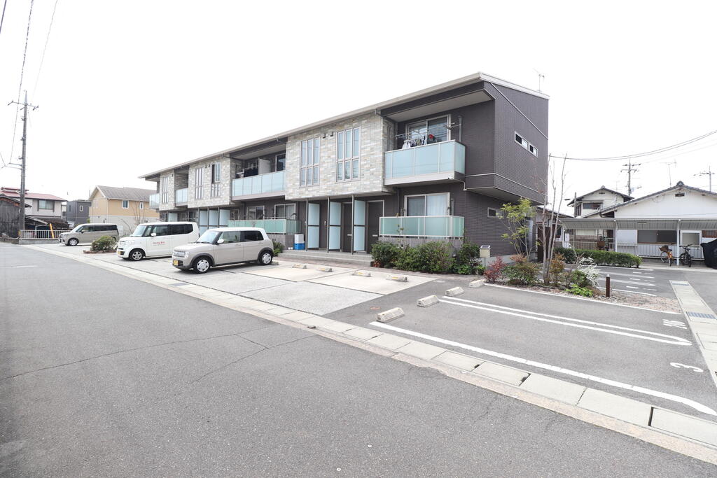 建物外観　オシャレな外観♪