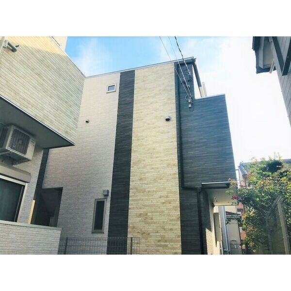 建物外観　外観　デザイナーズ　光インターネット無料