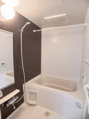 バス・シャワールーム　日々の暮らしに欠かせないお風呂です
