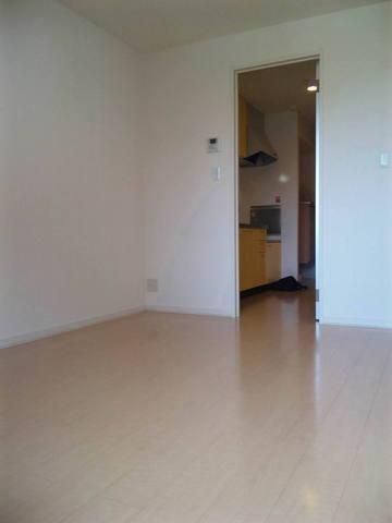 居室・リビング　洋室７帖☆フローリング