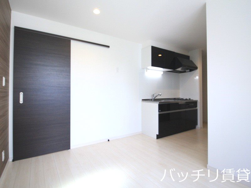 居室・リビング　画像は同型イメージの為、現況を優先いたします。