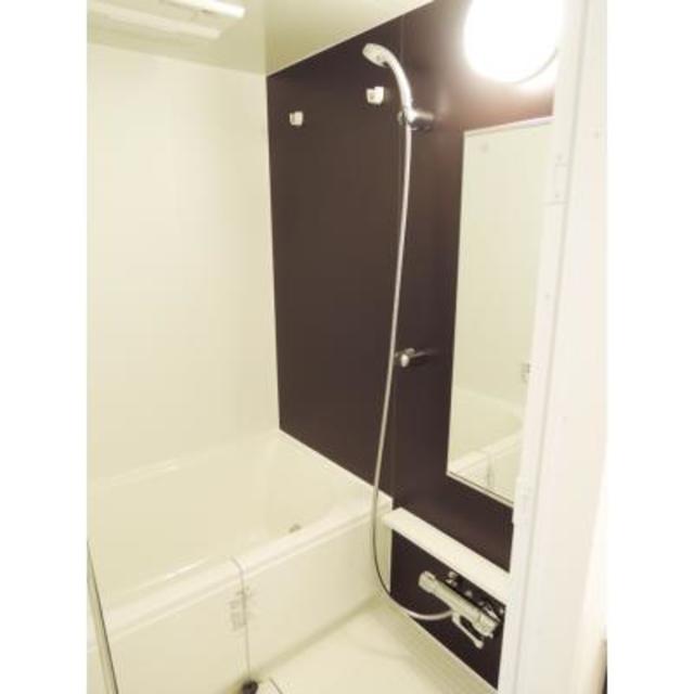 バス・シャワールーム　※写真は同タイプ住戸です。