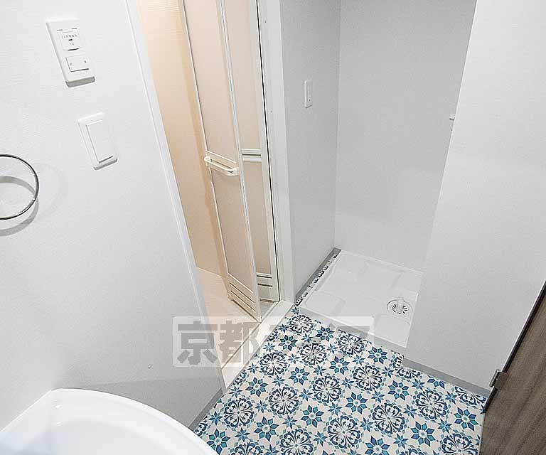 その他設備　洗濯機はこちらへどうぞ