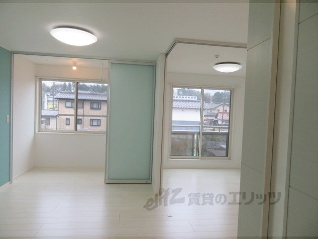 居室・リビング　リビング