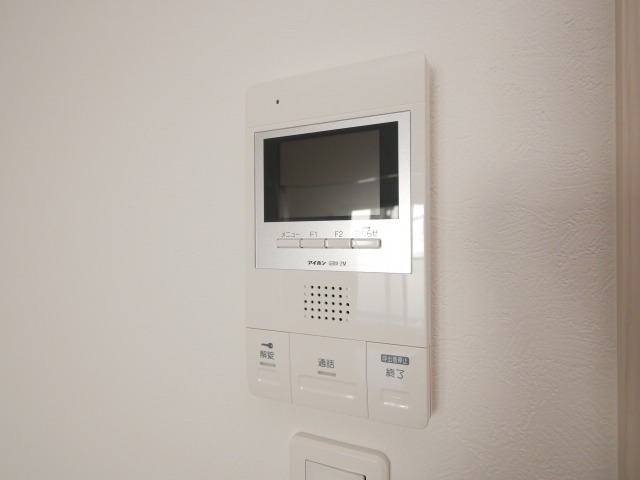 セキュリティ　安心のＴＶモニターホン設備が付いています♪