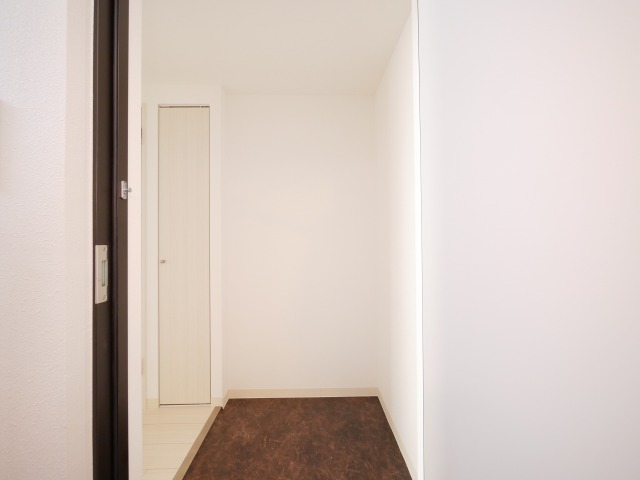 玄関　スッキリとした広々玄関です♪