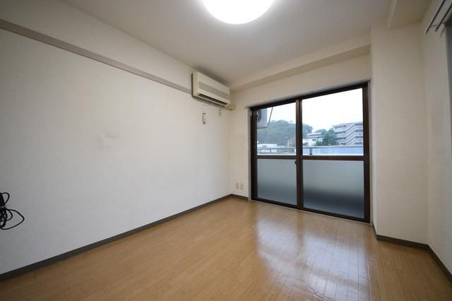 居室・リビング　洋室