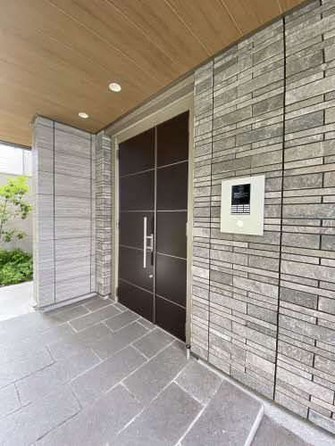 建物外観　オートロック