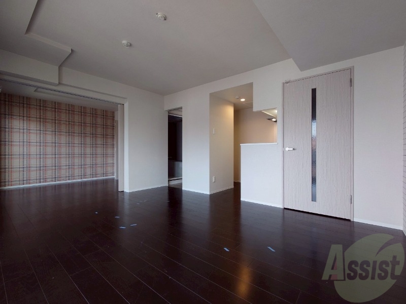 居室・リビング　広くてきれいなリビングです！快適に過ごせそうですね。