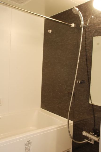 バス・シャワールーム　浴室