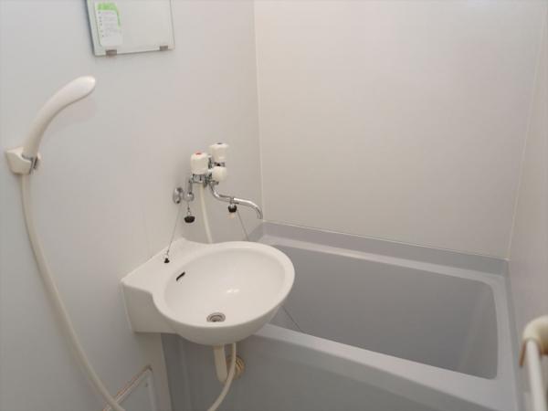 バス・シャワールーム　浴室