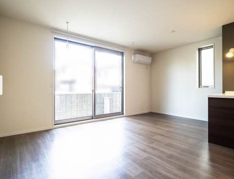 居室・リビング　※同間取り別部屋画像です