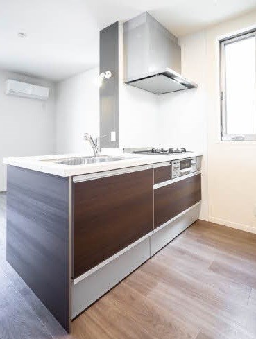 キッチン　※同間取り別部屋画像です