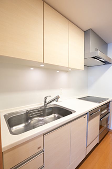 キッチン　★《見学予約受付中》仲介手数料半月分にてご紹介★