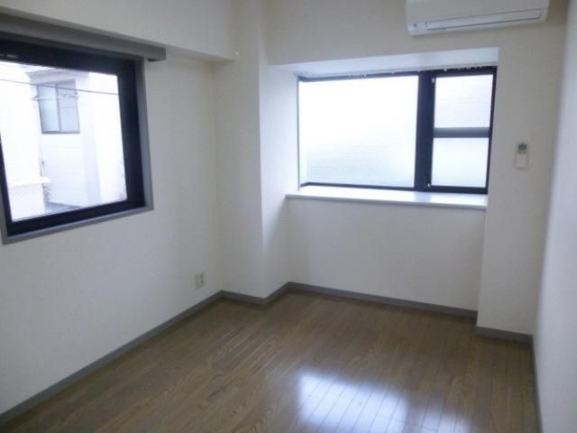 居室・リビング　★寝室★